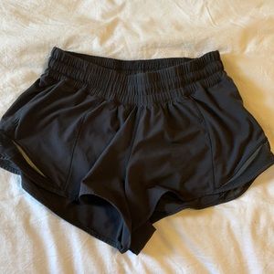Lululemon hotty hot 2”